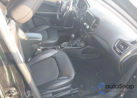 2020 Jeep Compass Altitude 4X4 из США, поврежденный, VIN 3C4NJDBB7LT209493